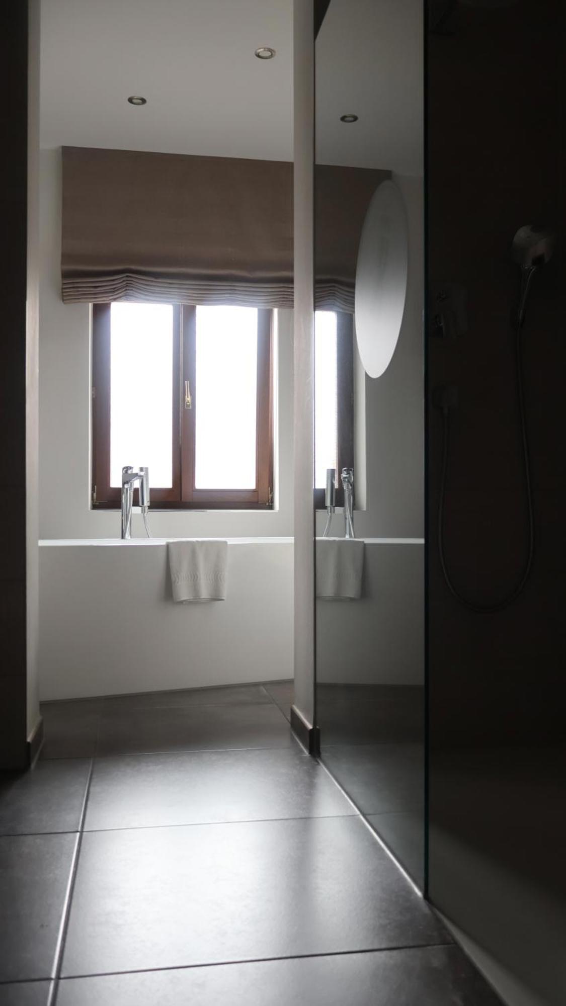 Alexxanders Hotel & Boardinghouse, Restaurant Chemnitz Room photo